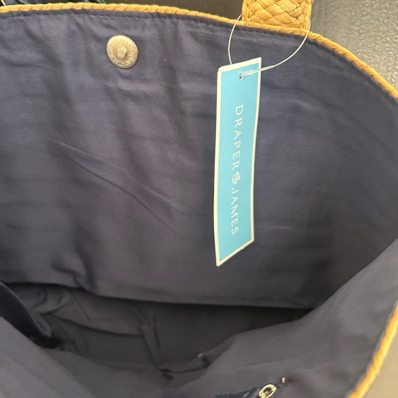 ☀️NEW Draper James Woven Shoulder Bag with Navy Yellow Bow NWT - Picture 5 of 8